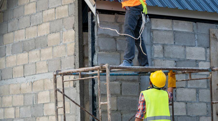 Professional New roof installation in Henning, IL